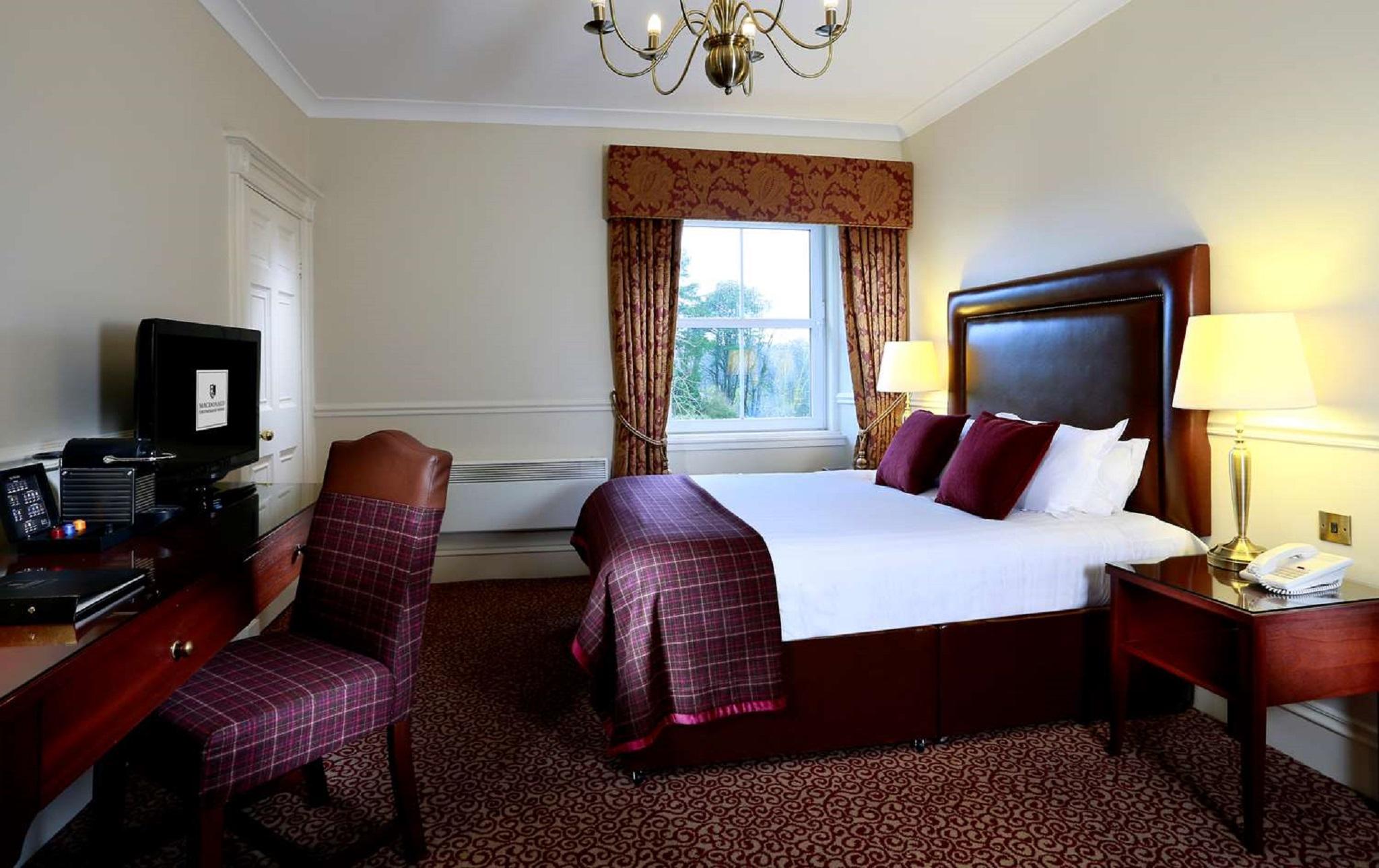 Macdonald Crutherland House East Kilbride Luaran gambar