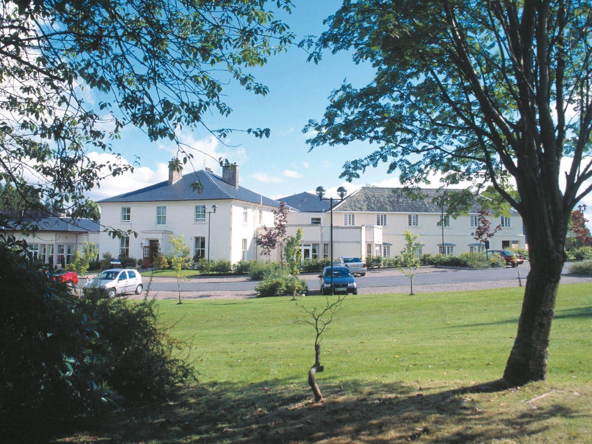 Macdonald Crutherland House East Kilbride Luaran gambar