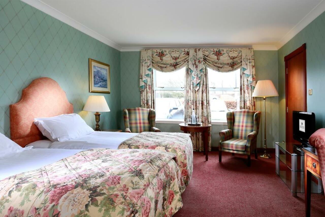 Macdonald Crutherland House East Kilbride Luaran gambar